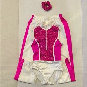 Pink and White hip hop Weissman Good Time Good Life Size MC 15488